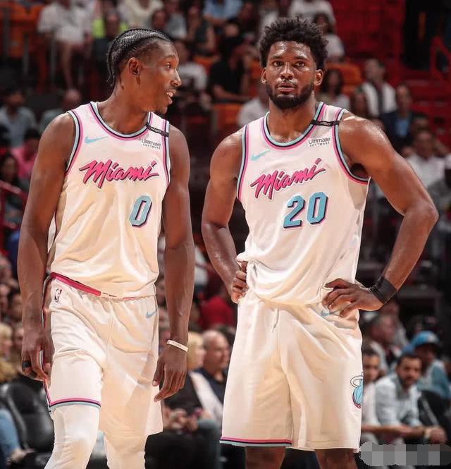 温斯洛取得三双,带领热火获胜 温斯洛取得三双,带领热火获胜