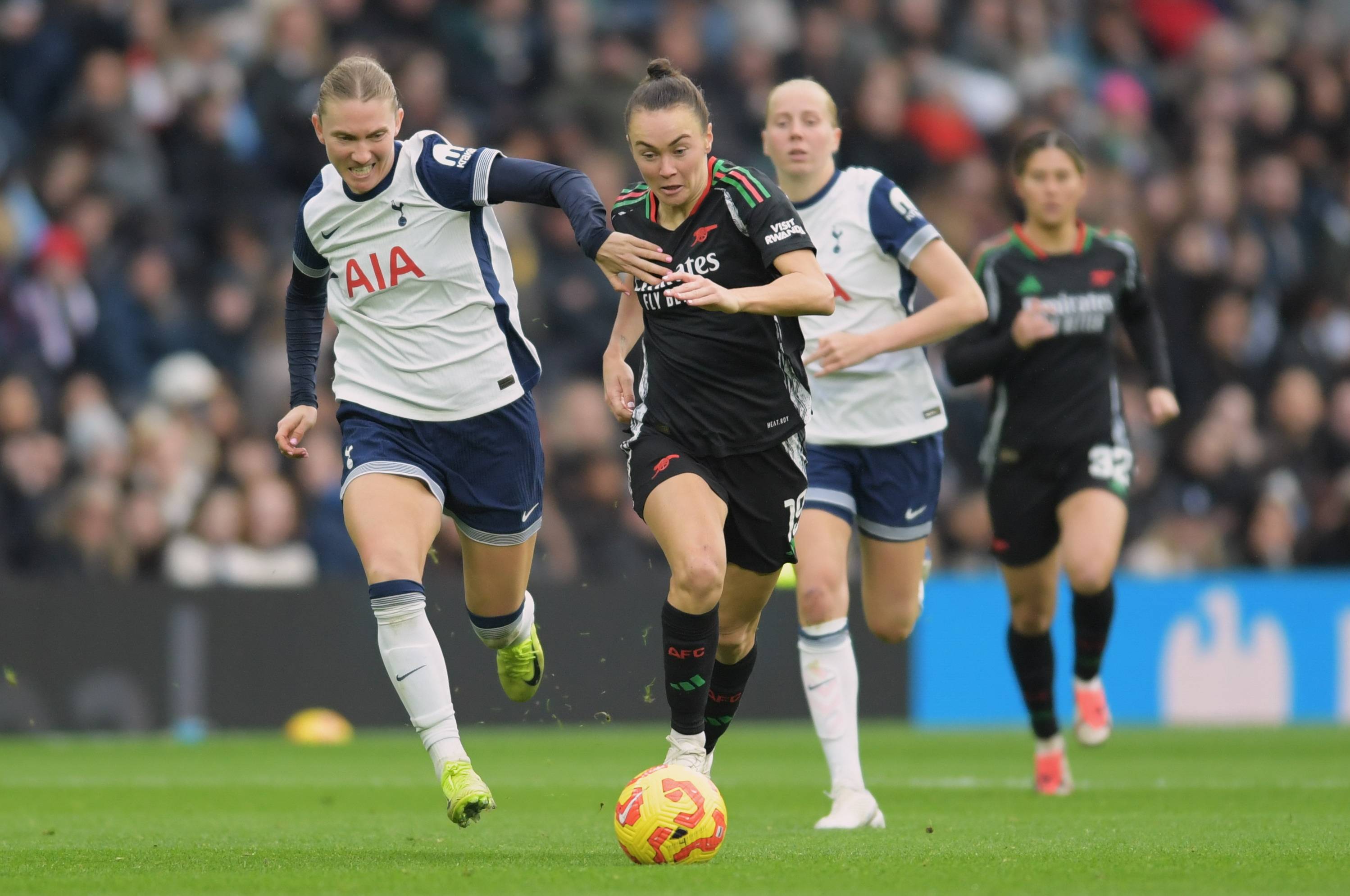 全球女足顶尖赛事即将开幕