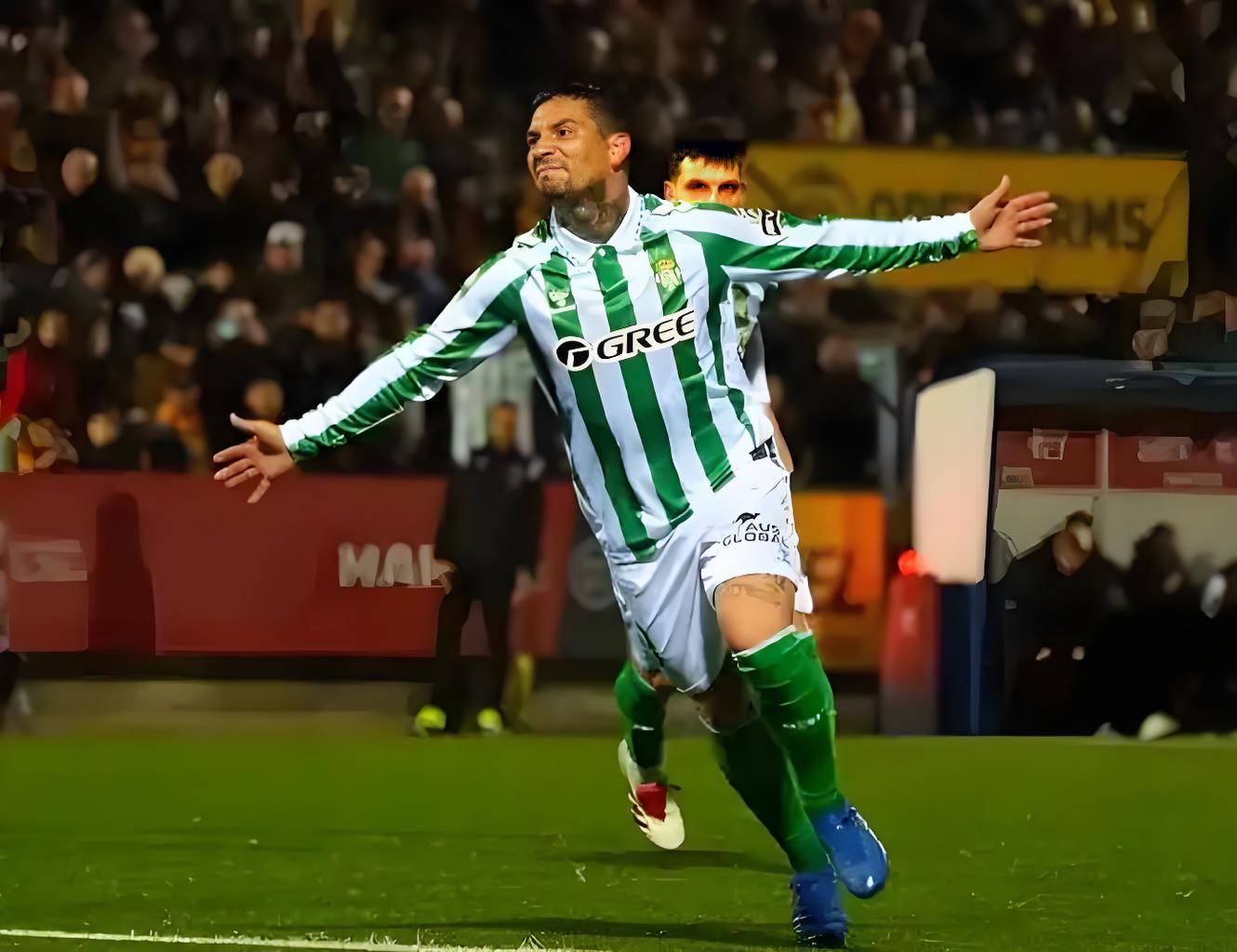 九游娱乐官方网站-佛罗伦萨士气高涨，冲击联赛前列