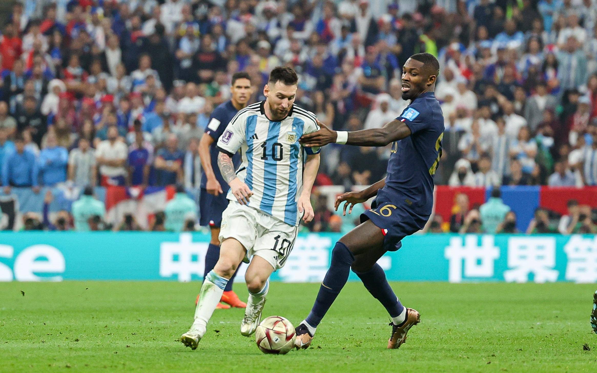 世界杯足球赛事狂欢,激动人心的胜利 世界杯足球赛事狂欢,激动人心的胜利