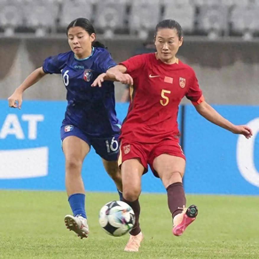 日本女足队取得国际赛事的胜利 日本女足队取得国际赛事的胜利