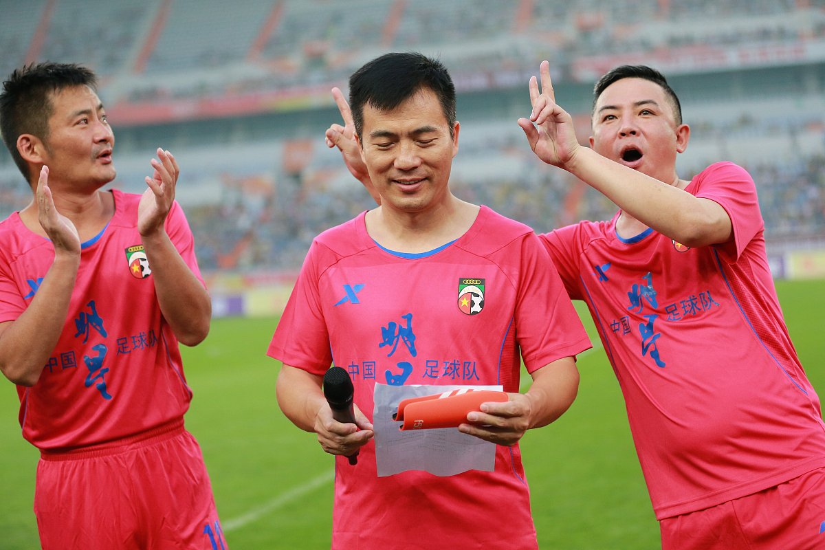 九游娱乐首页-球员伤情未明，球队备战受到影响引发猜测的简单介绍