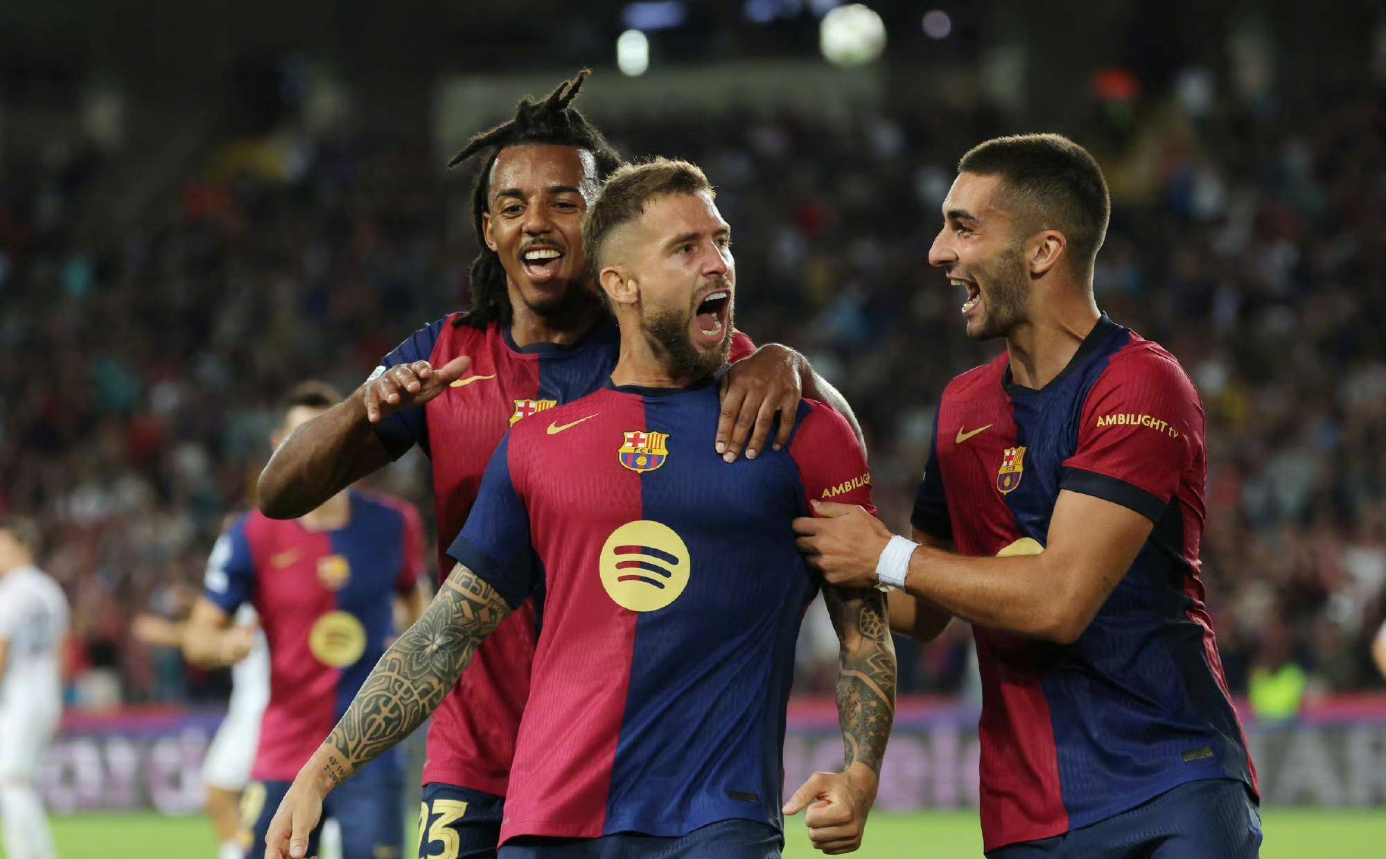 九游体育官方入口-球员表现集体亮眼，比赛中精彩纷呈