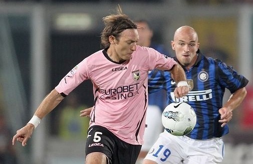 九游体育平台-都灵主场大胜巴勒莫，全取三分