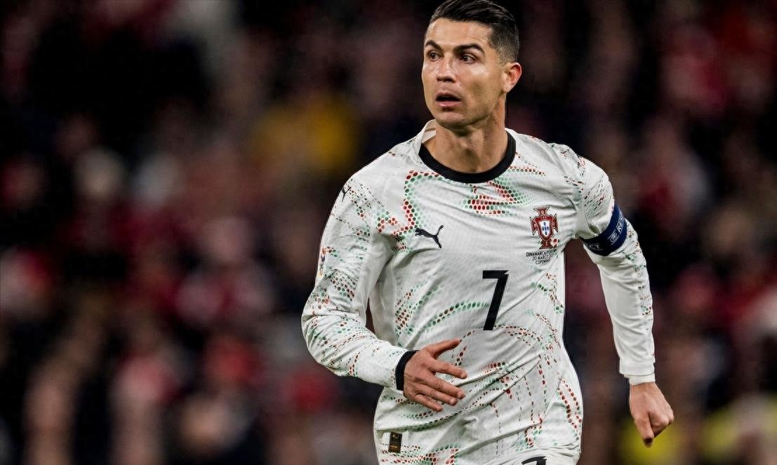 法国迎来强敌丹麦,拼尽全力 法国迎来强敌丹麦,拼尽全力