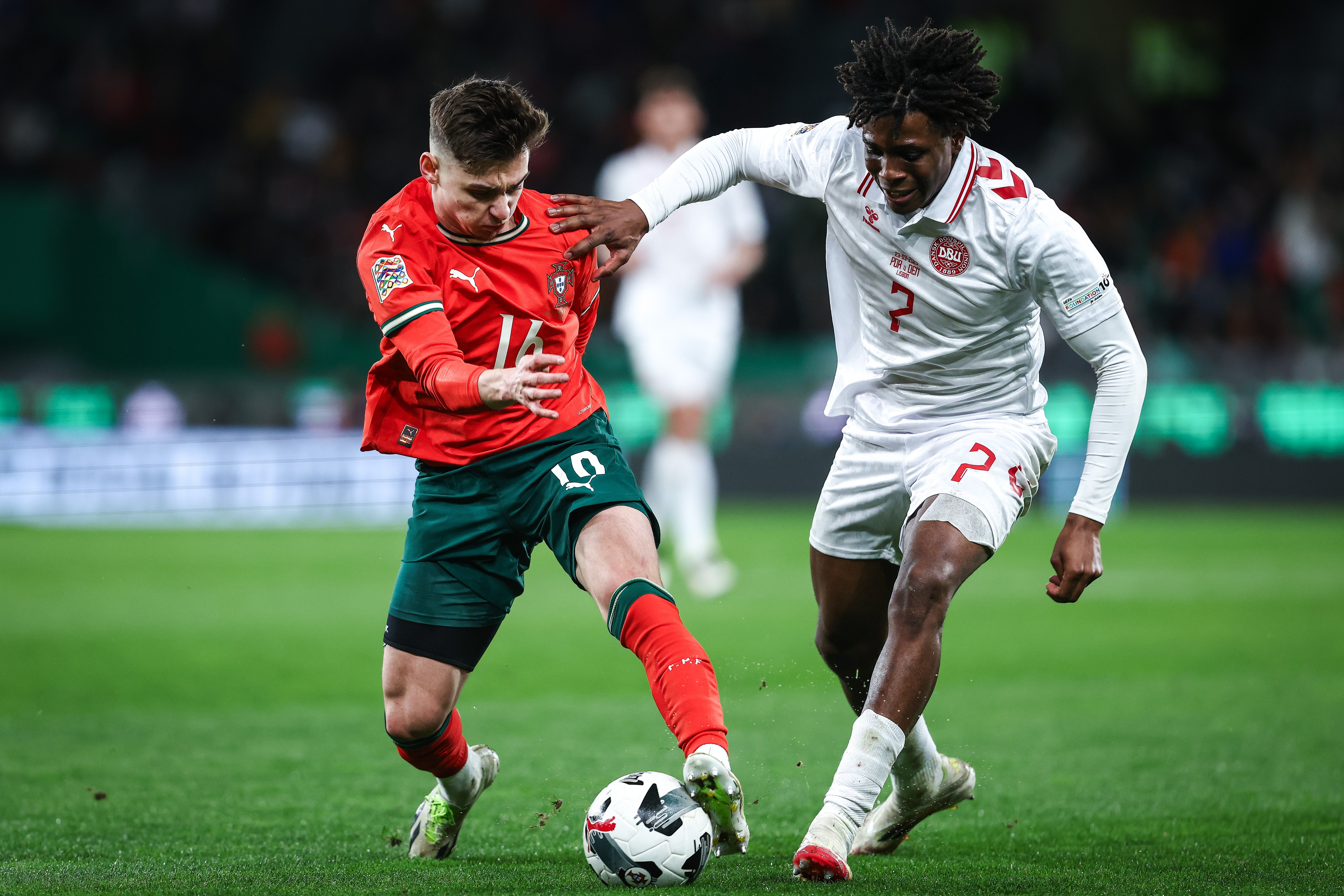 九游体育直播-波兰队惊艳战胜瑞士，挺进欧国联资格赛