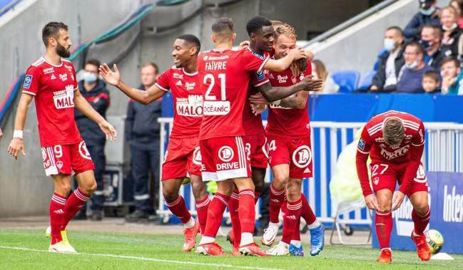 九游娱乐app下载-阿贾克斯将迎战尤文图斯的巅峰对抗的简单介绍