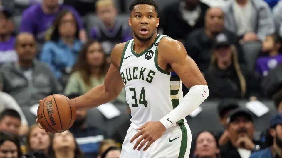 关于雄鹿客场不敌热火，字母哥拼尽全力却难挽败局的信息