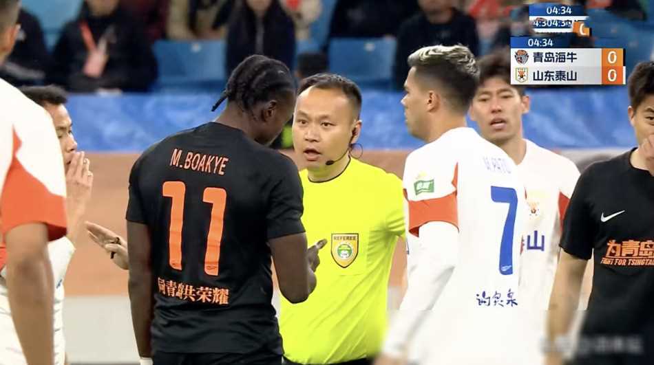 雄狮摔跤公牛，球队迎来一场胜利助推信心