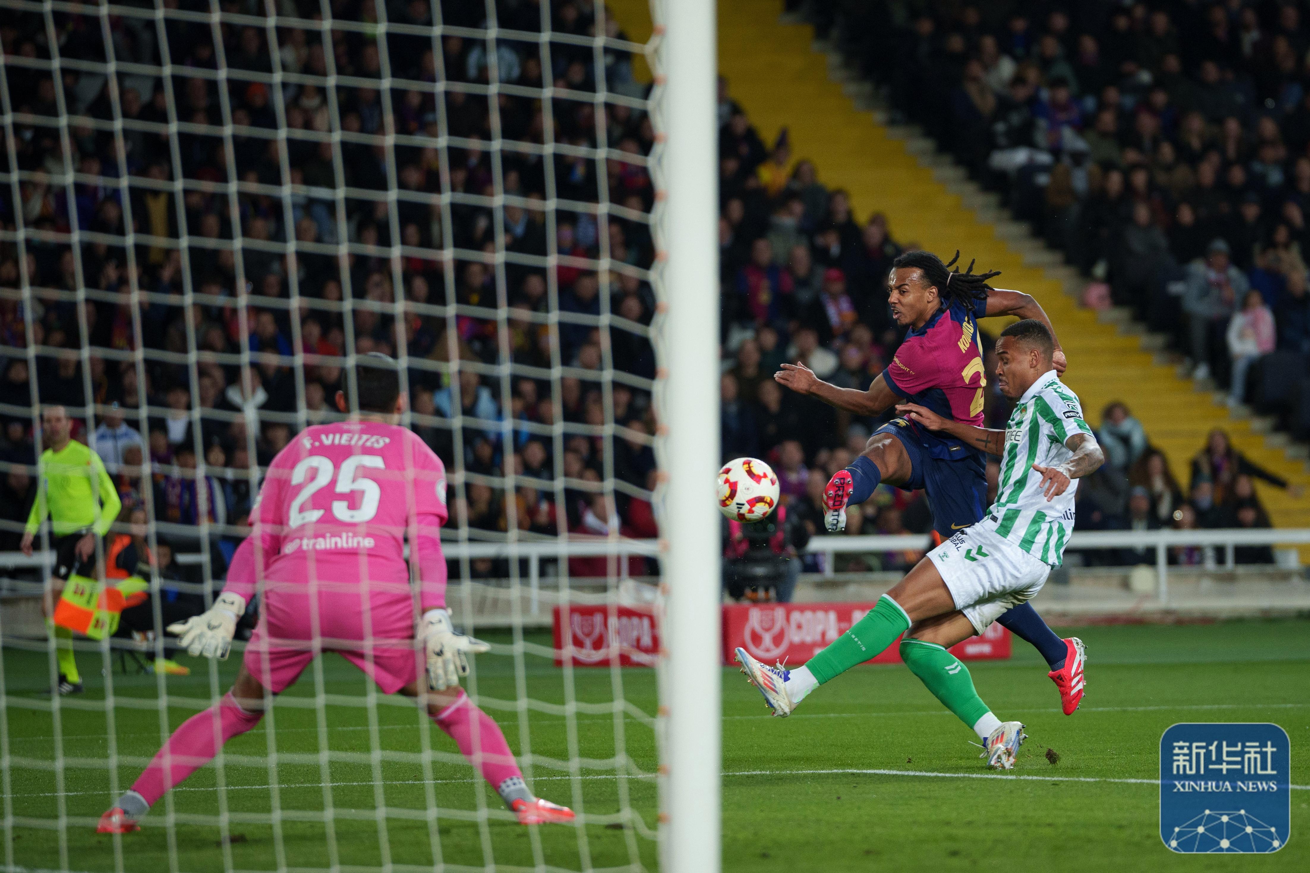 波尔图-马竞险胜,全能中场庞巴宝林火力全开 波尔图-马竞险胜,全能中场庞巴宝林火力全开