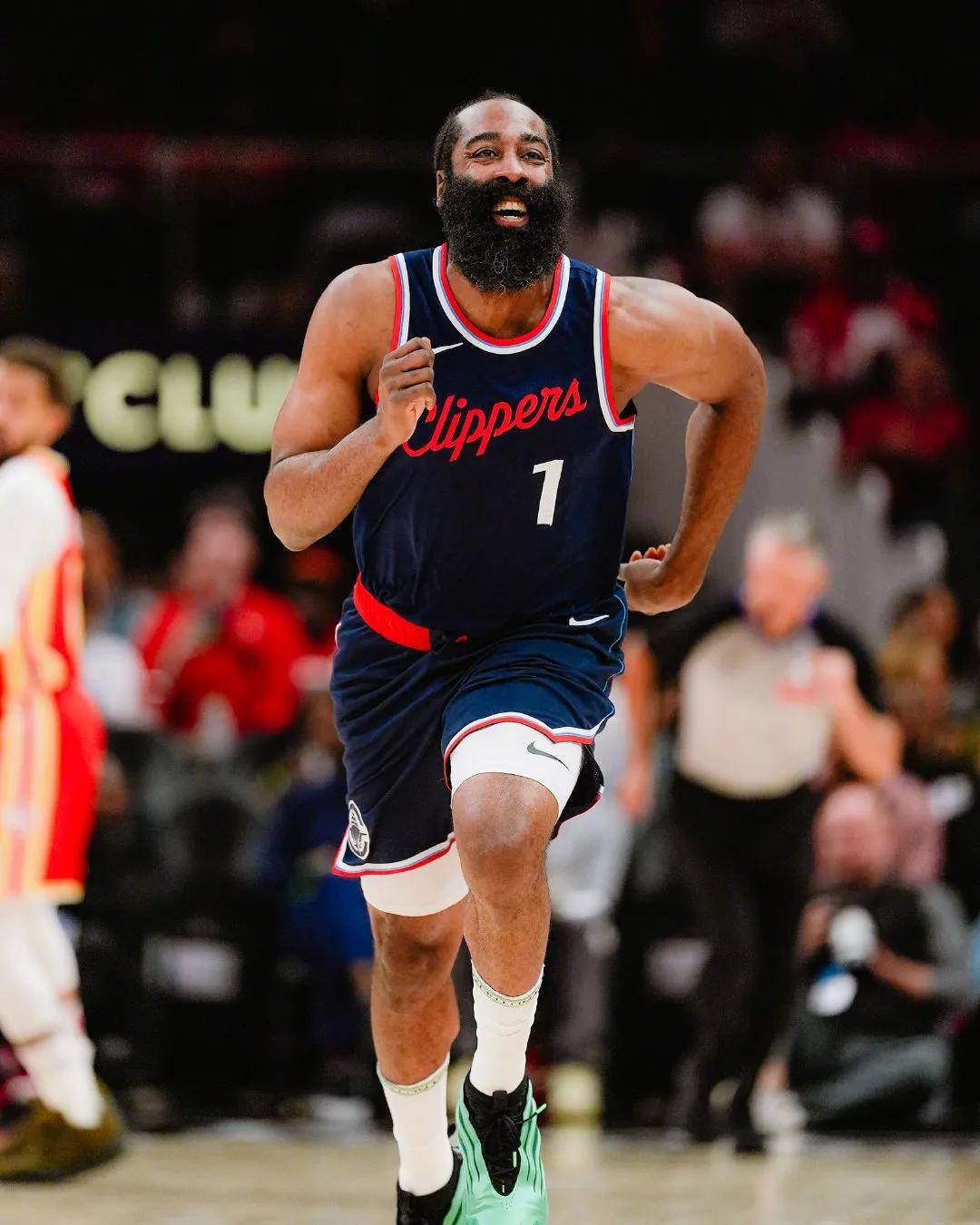 九游娱乐-快船大胜子弹荣登常规赛第一