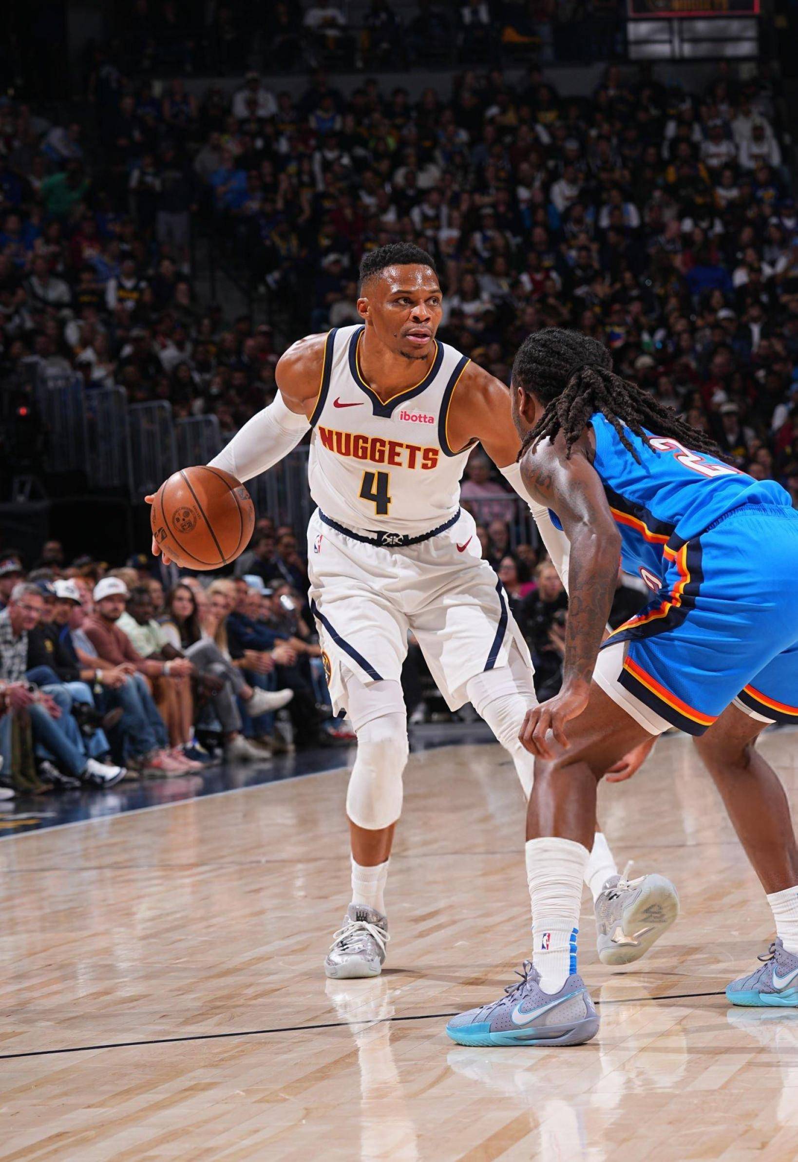 九游中国-关于NBA球星巨显身手，助球队逆转取胜的信息