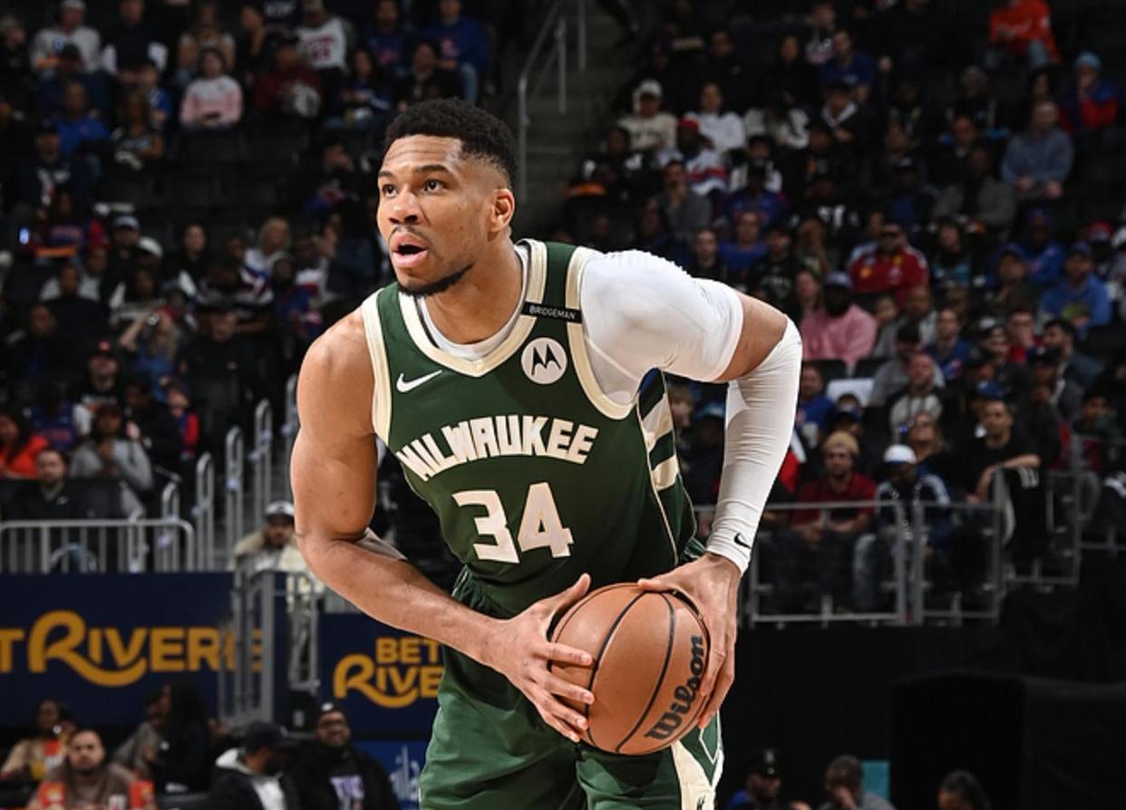 雄鹿队横扫猛龙晋级东部决赛 雄鹿队横扫猛龙晋级东部决赛