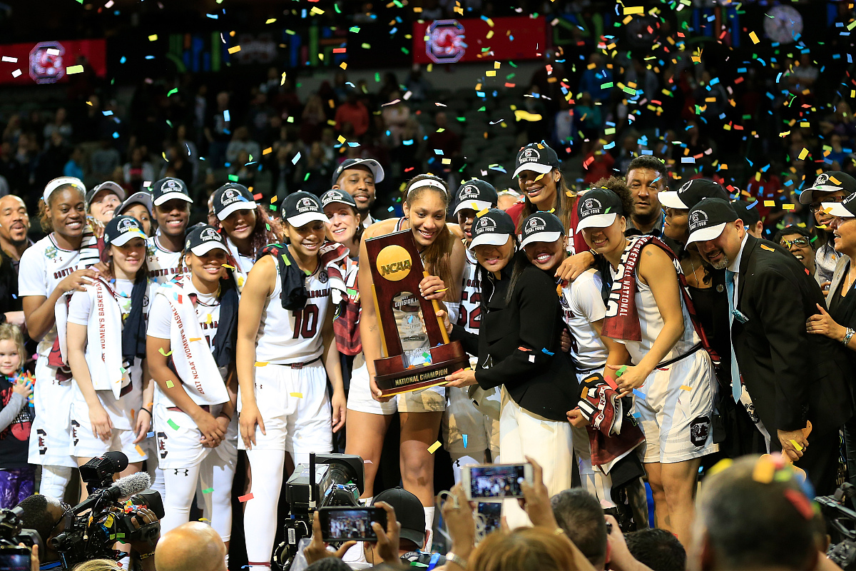 尼克斯队在比赛中展现实力,赢得了胜利 尼克斯队在比赛中展现实力,赢得了胜利