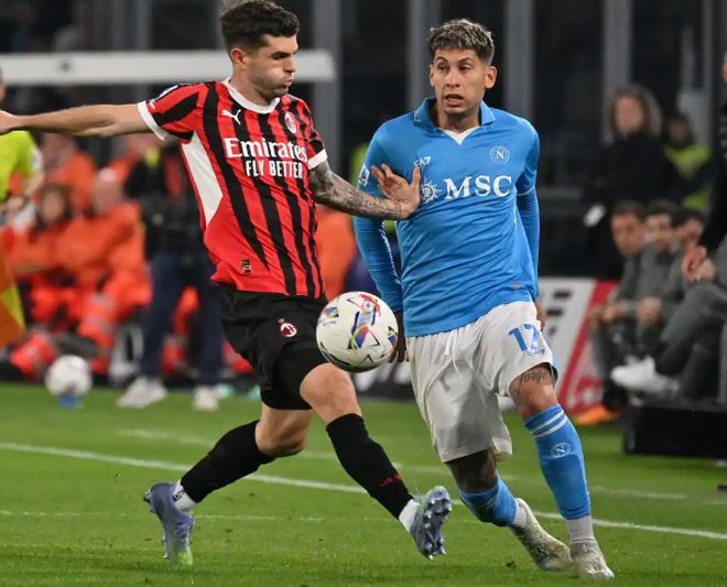 AC米兰击败皇家社会,瑞典男神勇夺意甲豪门宝座 AC米兰击败皇家社会,瑞典男神勇夺意甲豪门宝座