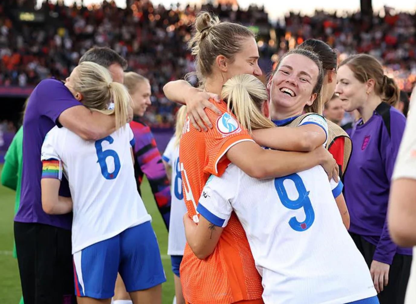 九游娱乐首页-英格兰锋线火力全开，挺进欧洲杯决赛