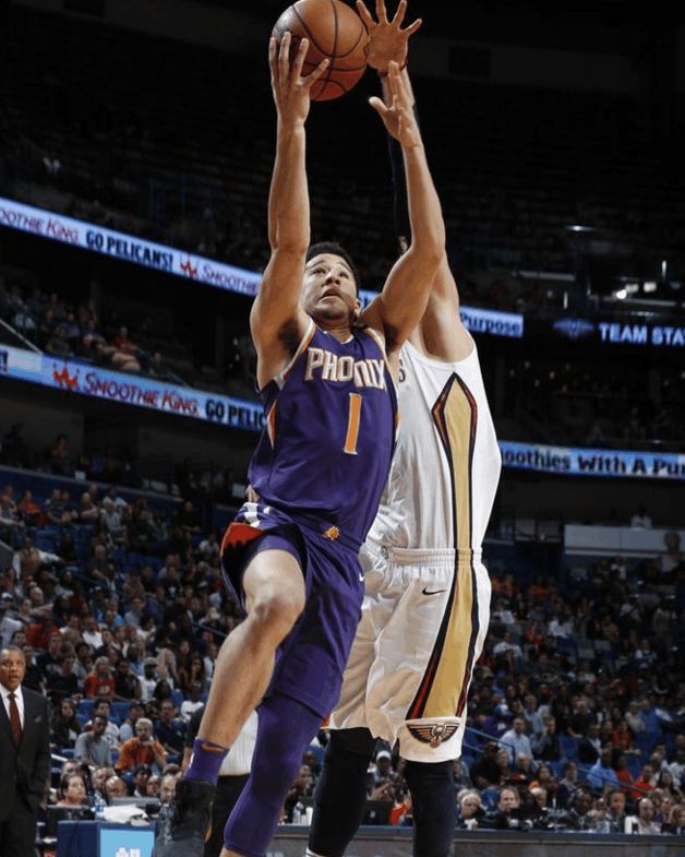 9you娱乐-关于魔术完胜鹈鹕，克莱高光表现的信息