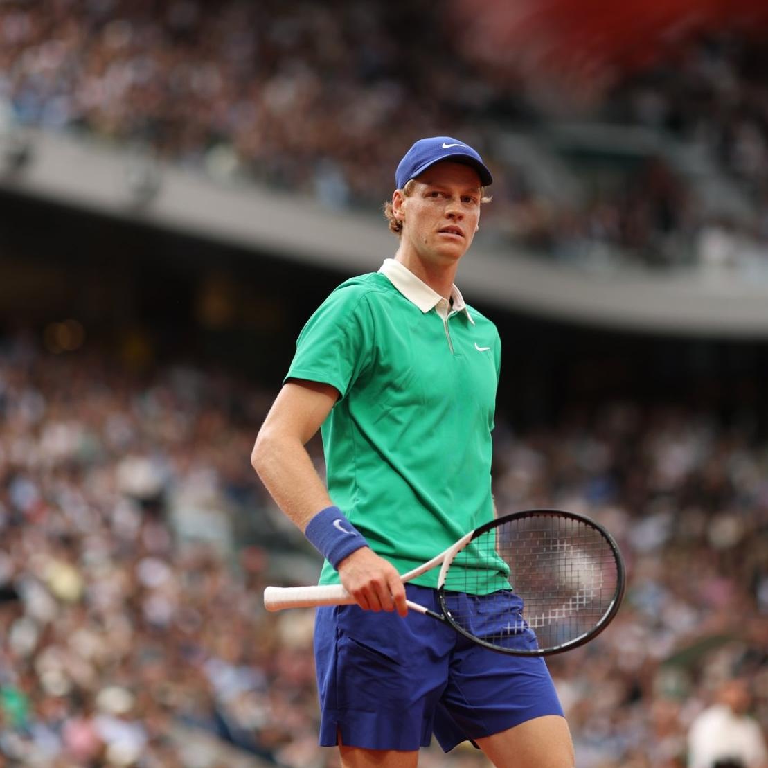 包含蒙特卡洛大师赛逆转法网，辛纳统治全场的词条