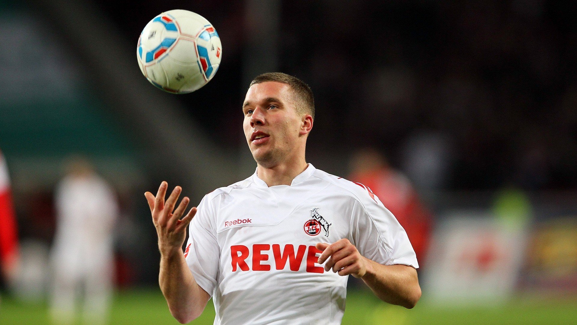 球拍下的绝杀，张继科如何在足球场上一剑封喉