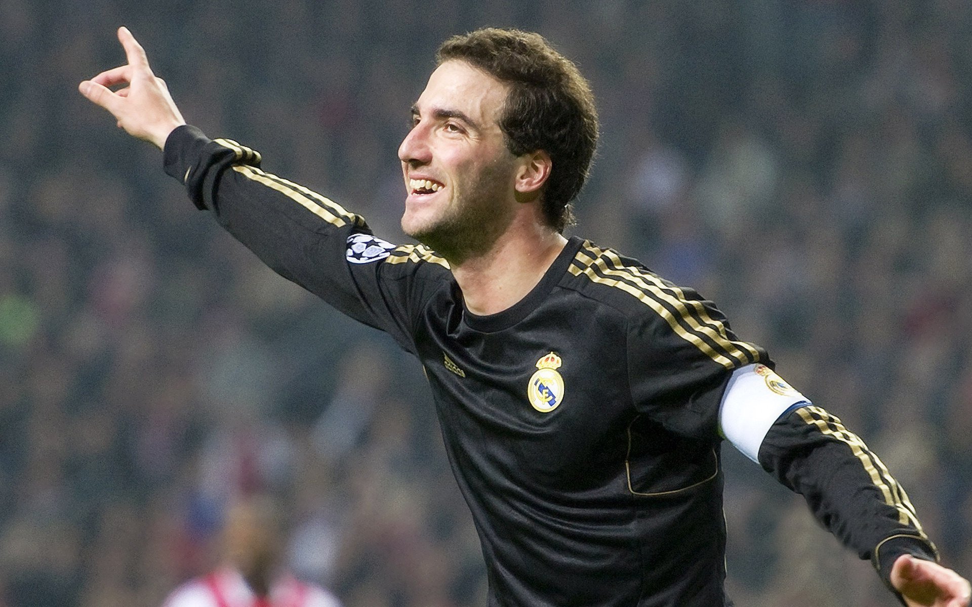 封神之地，为什么蒙特卡洛的红土，比墨尔本的硬地更能定义兹维列夫的高光？