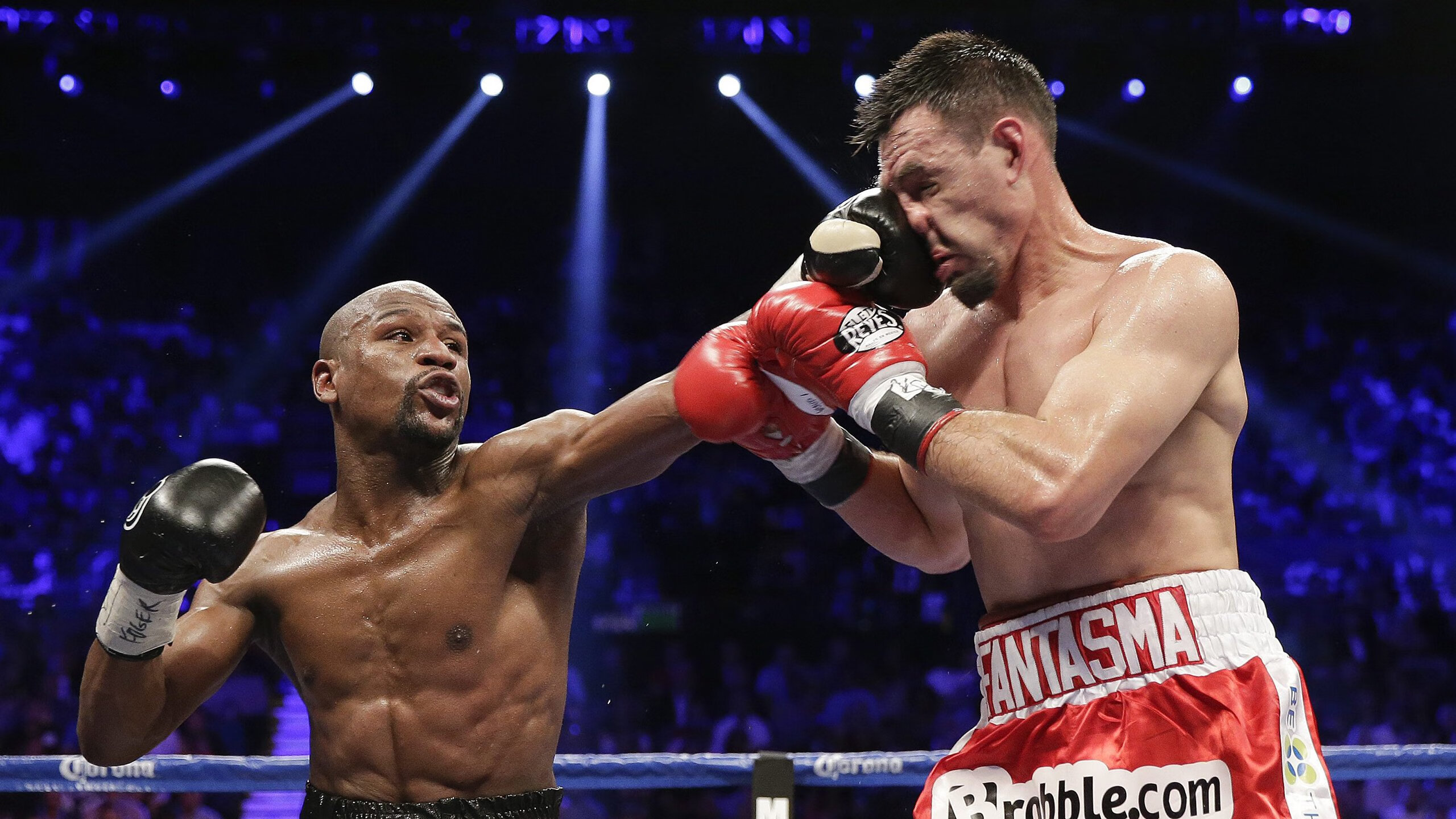 辽宁队横扫浙江队，王哲林扛起全队，铁血意志下的王朝回归